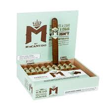 MACANUDO M MINT COCOA FLAVOR TORO 6X50  (20)