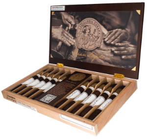 LA GLORIA CUBANA GRAN LEGADO FIGURADO 7 3/4 X 63  (10)