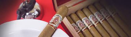 [INTREF000399] ALEC BRADLEY CONNECTICUT ROBUSTO (24)