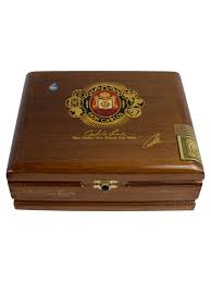 [INTREF000667] AF DON CARLOS PRESIDENTE 25 61/2 X 50