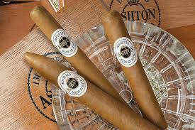 [INTREF001124] ASHTON CLASSIC CORONA (25)