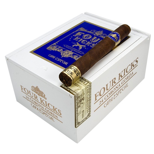 [INTREF003787] CROWNED HEADS FOUR KICKS CAPA ESPECIAL LANCERO L. E. 71/2X38 12