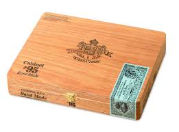 [INTREF002780] CUESTA REY #95 NATURAL CABINET 25(61/4X42)