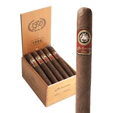 [INTREF005796] LFD 1994 MAMBO (20) LA FLOR DOMINICANA