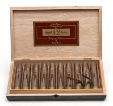 [INTREF009341] RP VINTAGE 1990 CHURCHILL GLASS TUBE 7X48 (10) ROCKY PATEL