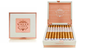 [INTREF009396] RP WHITE LABEL TORO 6 1/2X52  (20) ROCKY PATEL